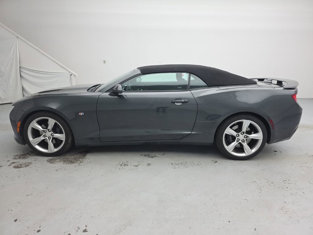 Used 2017 Chevrolet Camaro SS RWD image 7