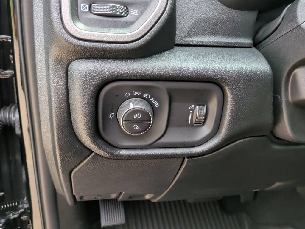 New 2026 RAM 2500 Tradesman AWD/4WD image 15