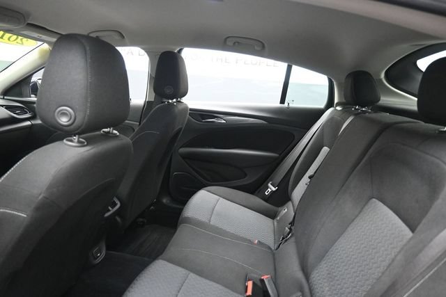 Used 2018 Buick Regal Preferred FWD image 27