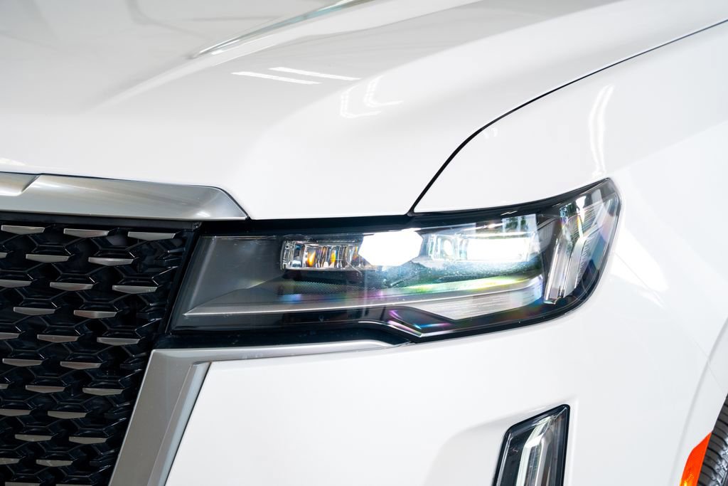 Used 2021 Cadillac Escalade Premium Luxury image 13