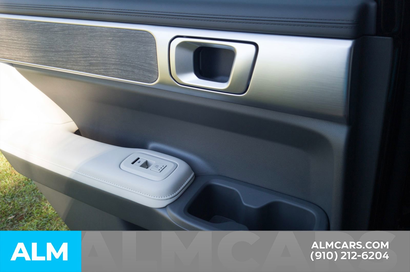 Used 2025 Hyundai Santa Fe Calligraphy image 26