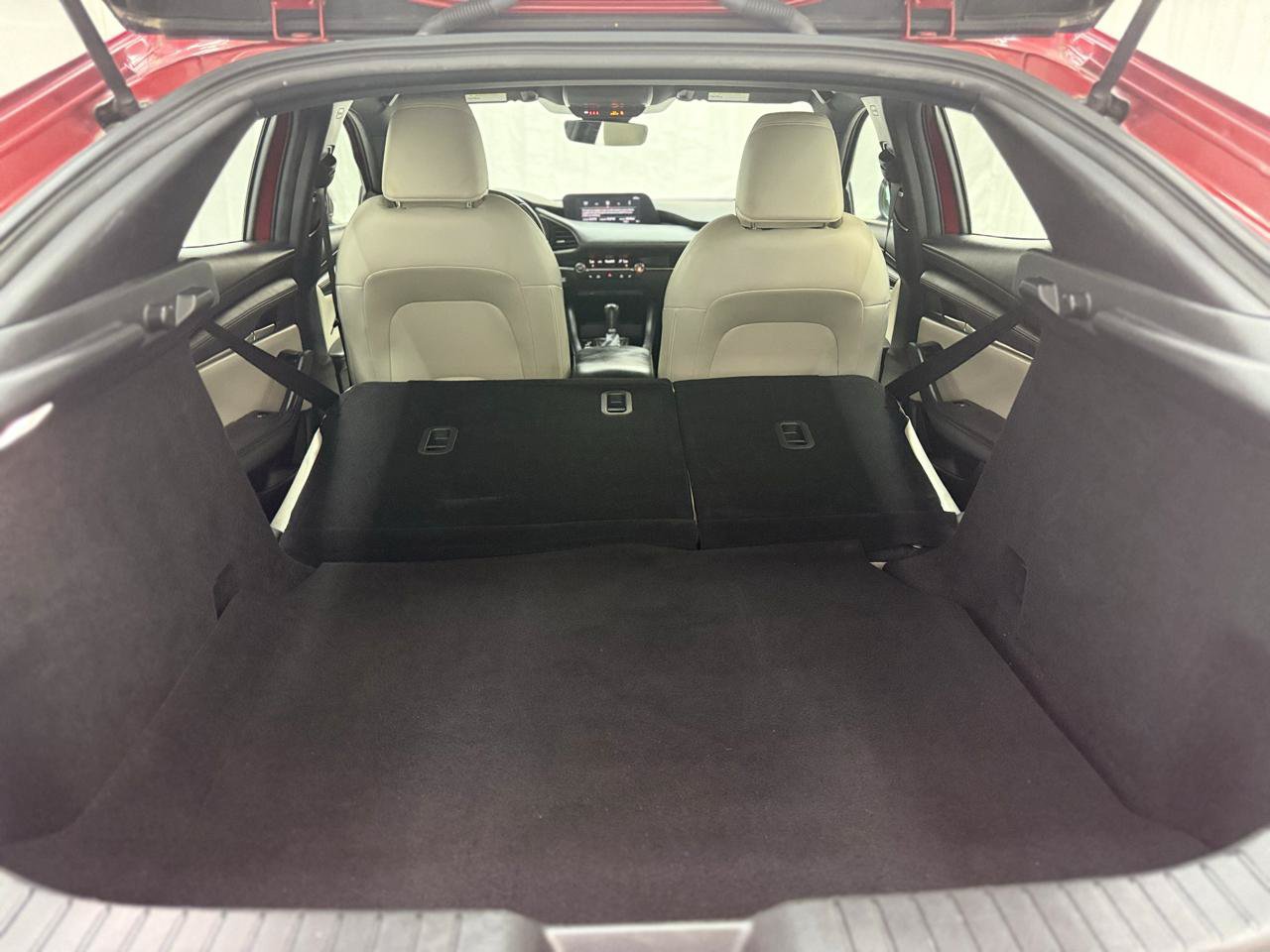 Used 2019 MAZDA MAZDA3 AWD Hatchback w/ Preferred Pkg image 27
