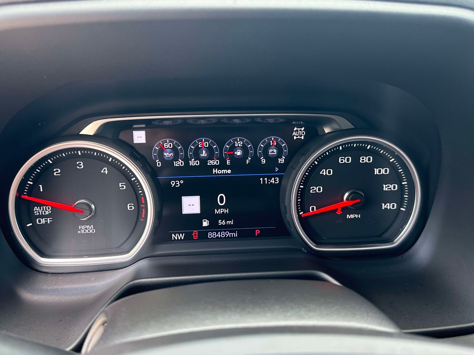 Used 2021 Chevrolet Tahoe Premier AWD/4WD image 19