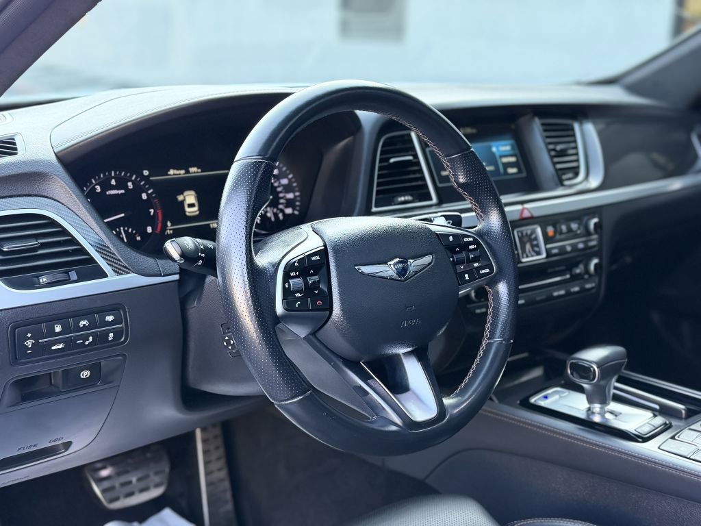 Used 2018 Genesis G80 3.3T Sport RWD image 11