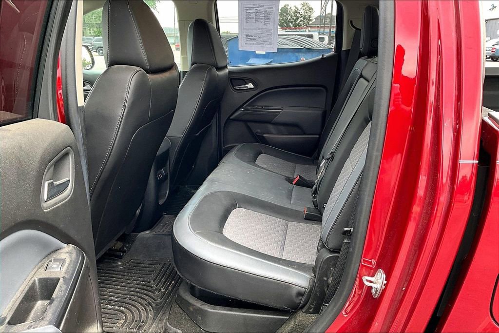 Used 2017 Chevrolet Colorado Z71 AWD/4WD image 11