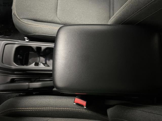 Used 2024 Jeep Wrangler Unlimited image 17