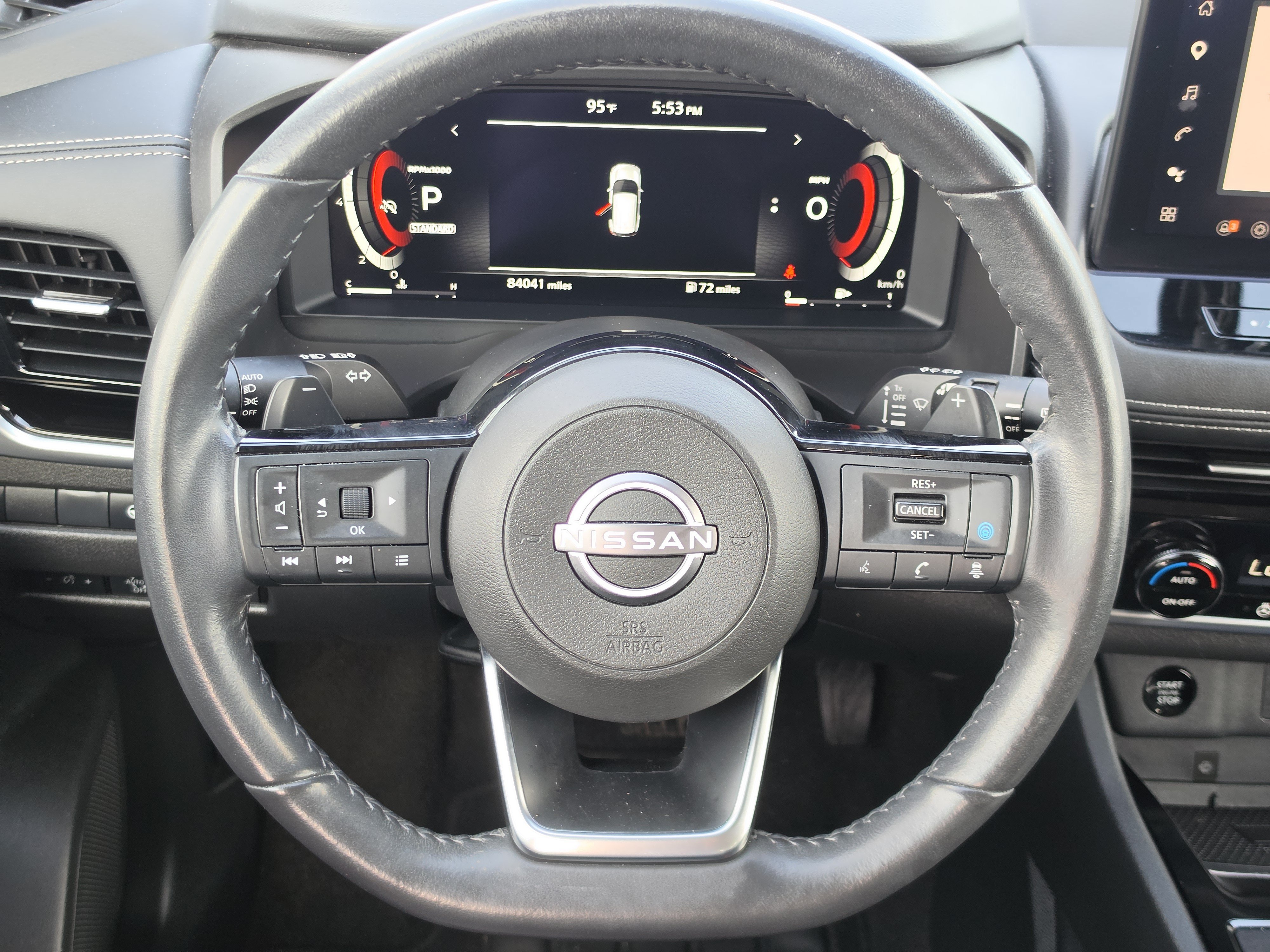 Used 2024 Nissan Rogue SL FWD image 14