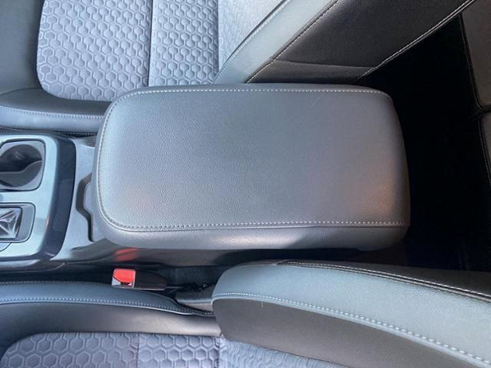 Used 2021 Chevrolet Colorado Z71 RWD image 28