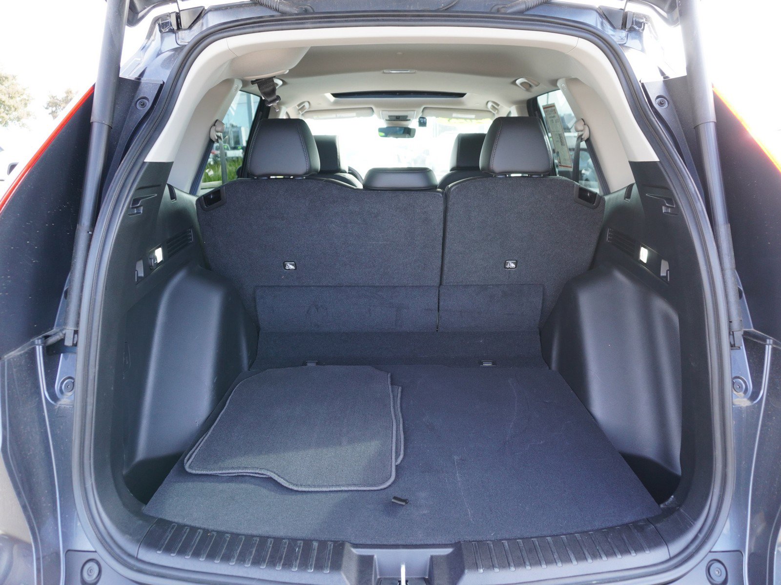 Used 2025 Honda CR-V EX-L image 11