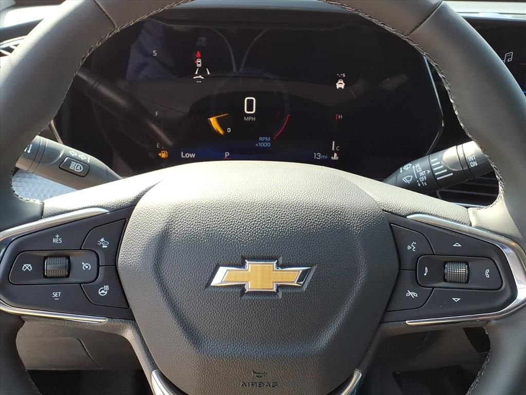 New 2025 Chevrolet Trax LT w/ Driver Confidence Package image 18