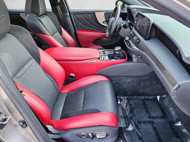 Used 2022 Lexus LS 500 F Sport image 21