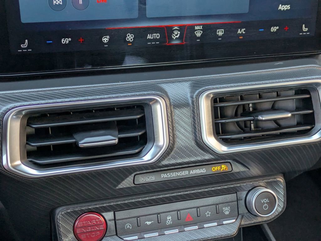 Used 2024 Ford Mustang Premium image 17