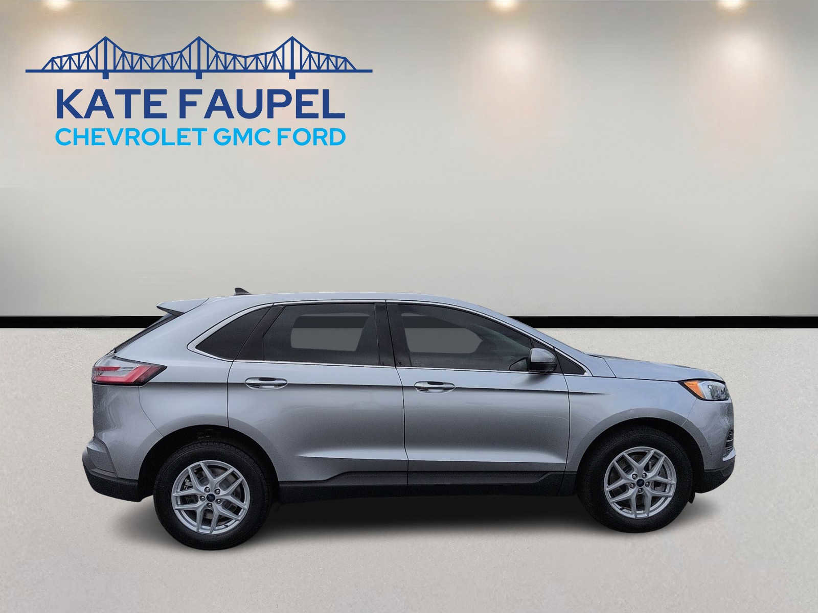 Used 2022 Ford Edge SEL w/ Convenience Package AWD/4WD image 8