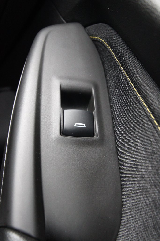 Used 2025 Chevrolet TrailBlazer ACTIV FWD image 24