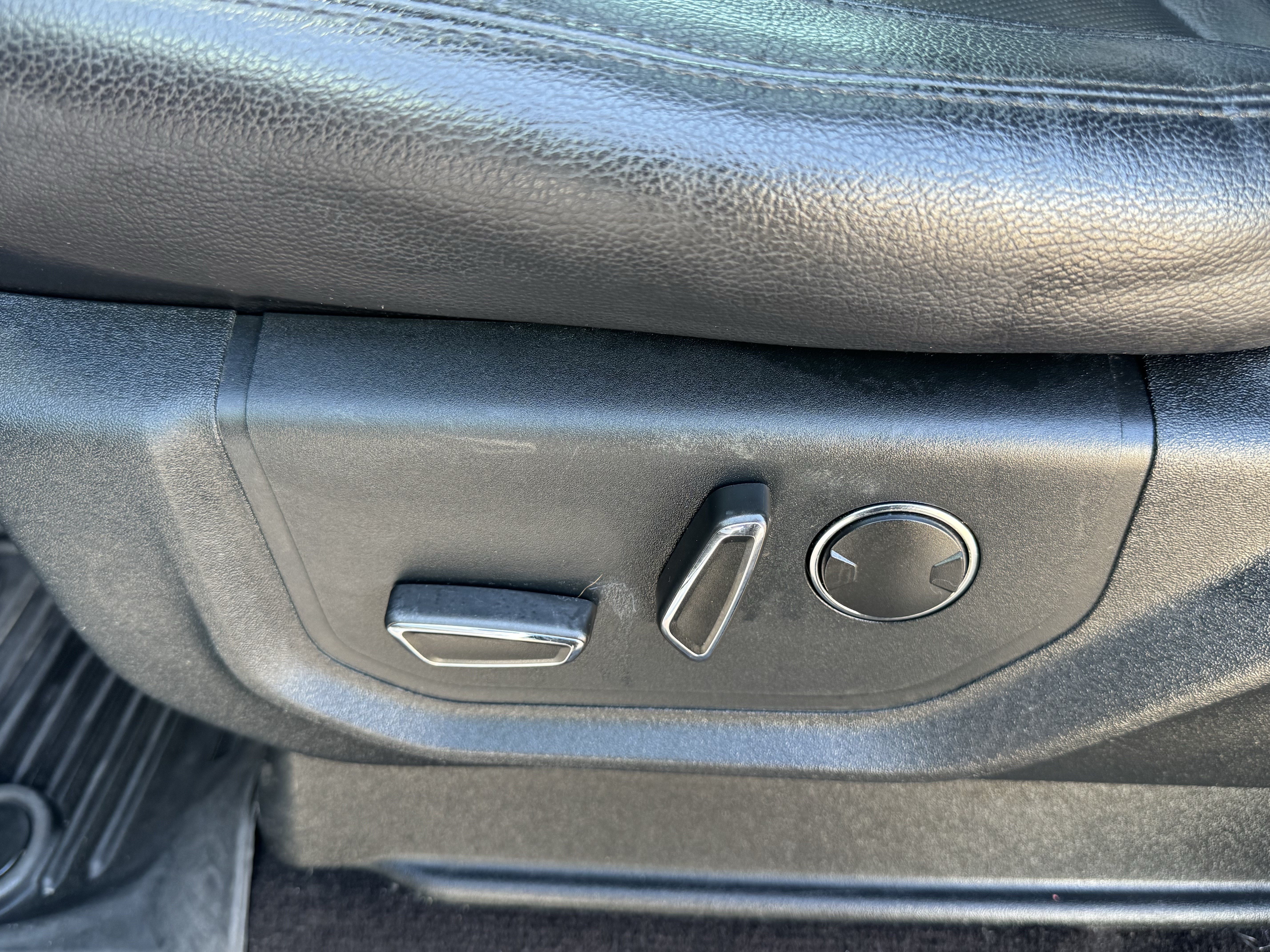 Used 2021 Ford Expedition Max Limited RWD image 15