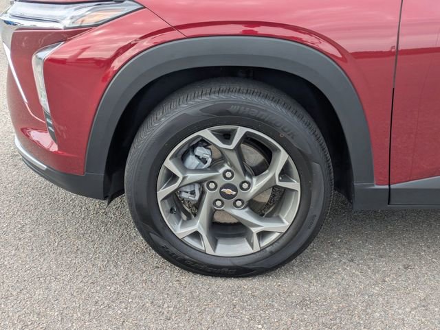 Used 2025 Chevrolet Trax LT image 10