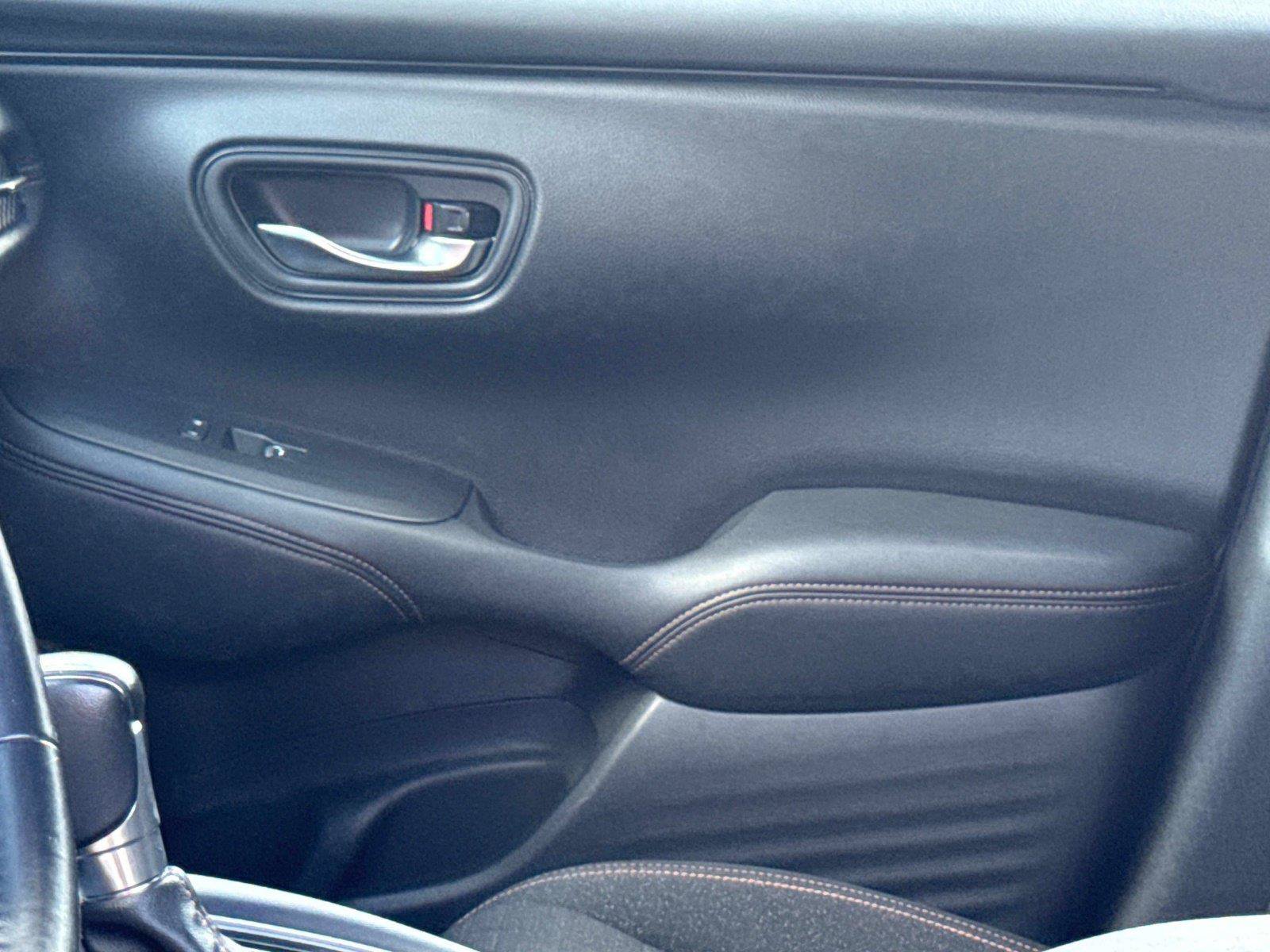 Certified 2023 Honda HR-V Sport image 19