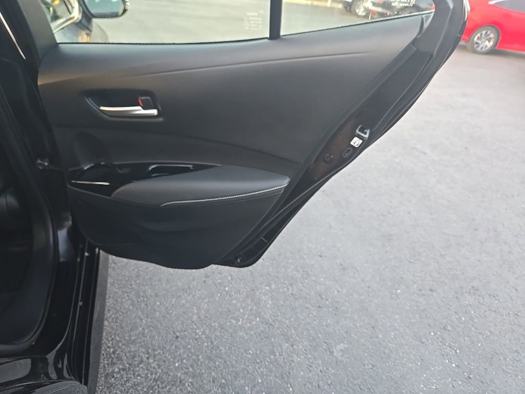 Used 2019 Toyota Corolla SE w/ SE Option Package image 28