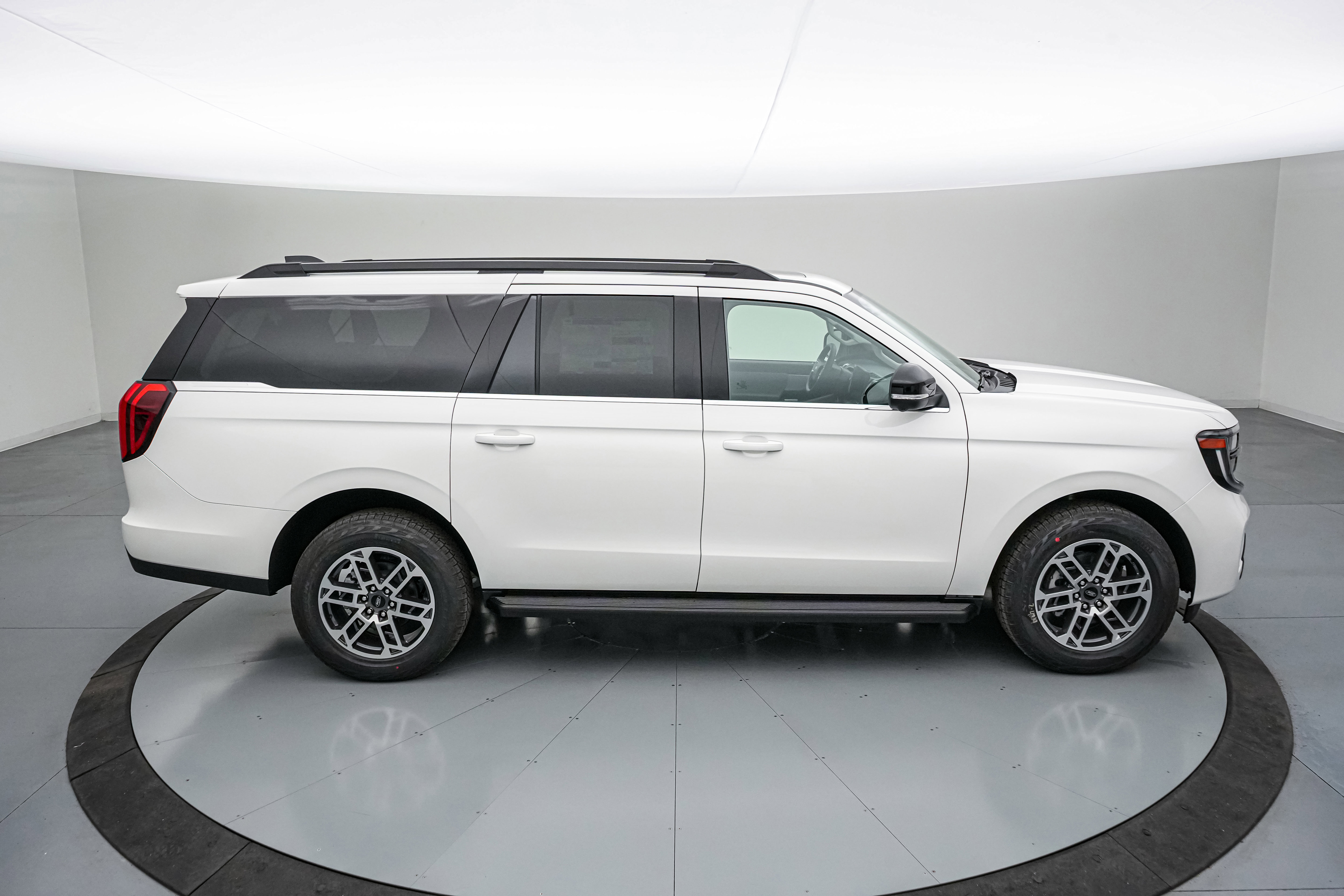 New 2026 Ford Expedition Max Active image 3