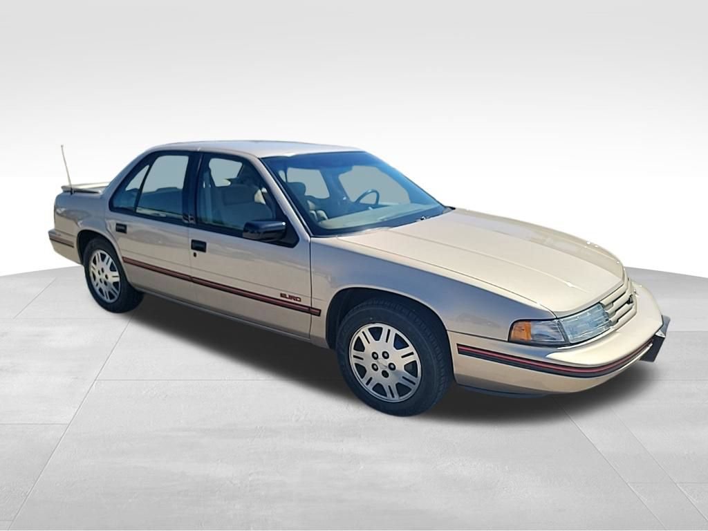 Used 1994 Chevrolet Lumina Euro FWD image 3