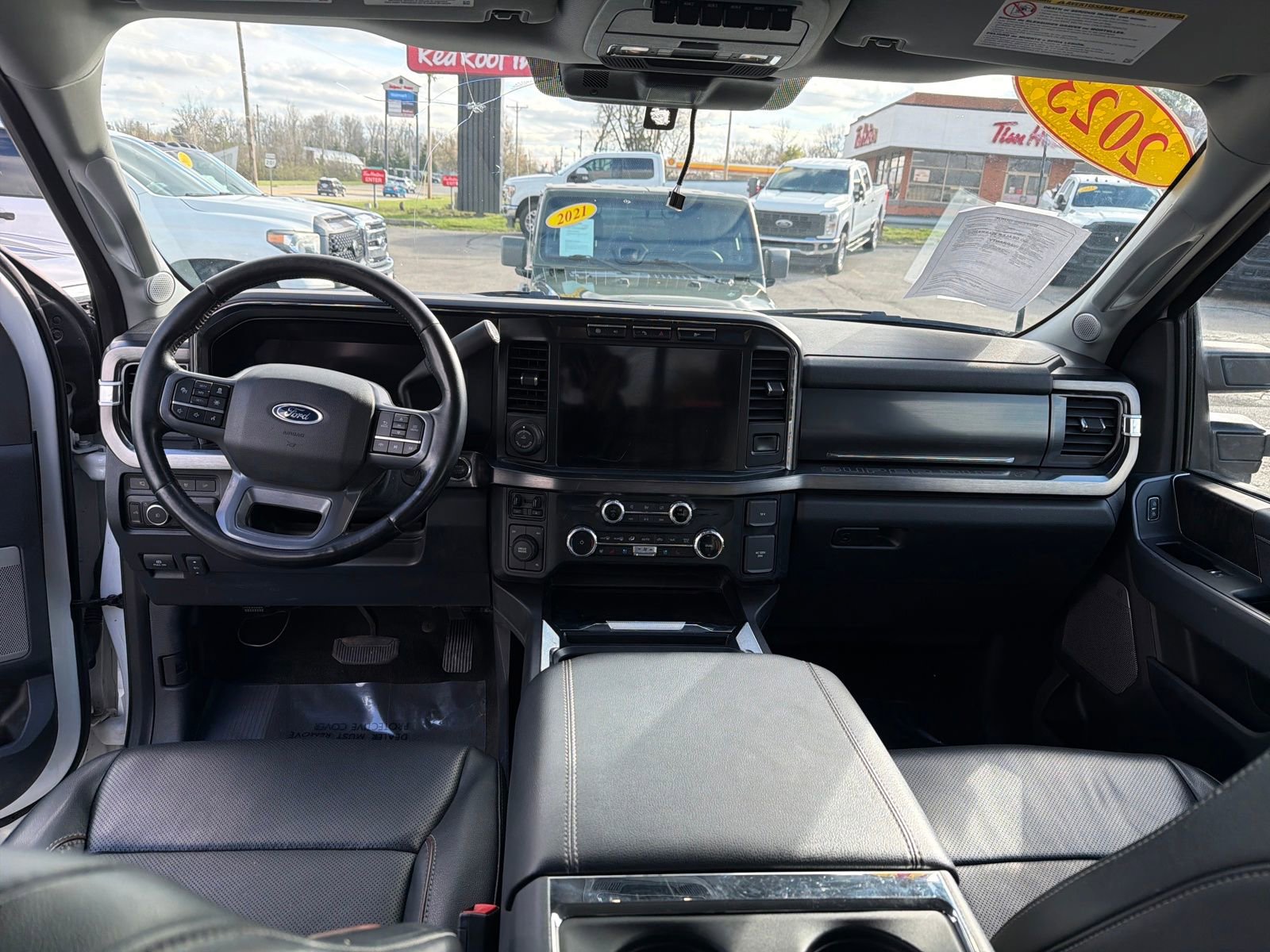 Used 2023 Ford F350 Lariat w/ Lariat Ultimate Package AWD/4WD image 15