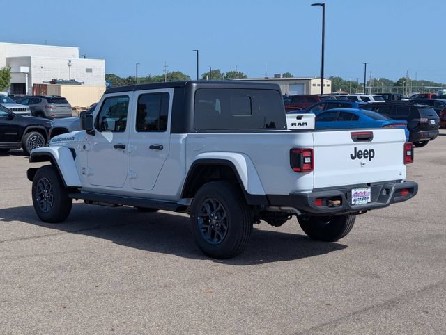 New 2026 Jeep Gladiator Sport AWD/4WD image 5