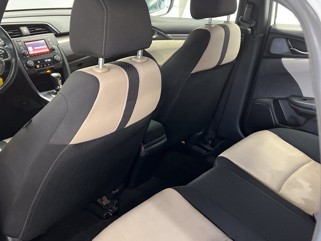 Used 2017 Honda Civic Sport image 31