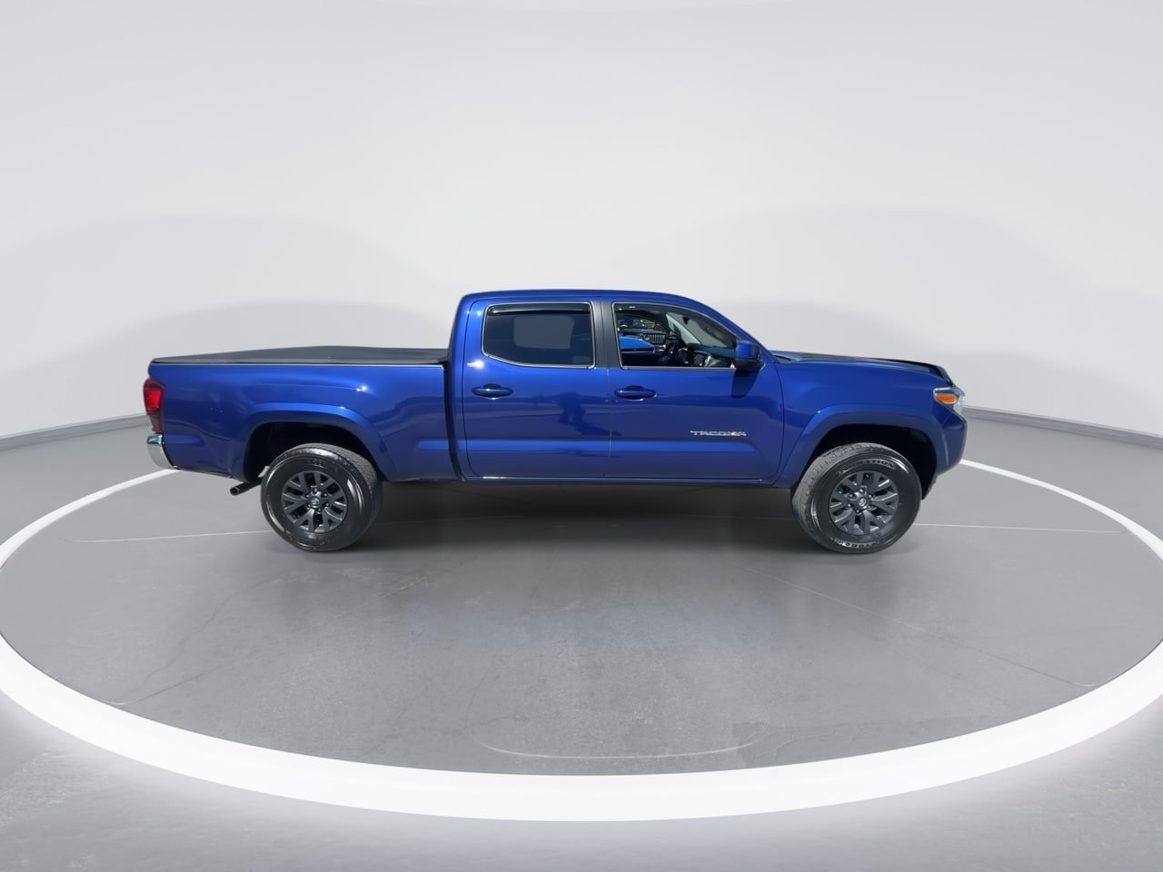 Used 2023 Toyota Tacoma SR5 AWD/4WD image 22