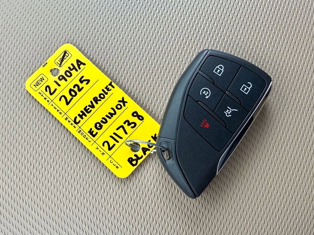 Used 2025 Chevrolet Equinox ACTIV w/ Convenience Package III AWD/4WD image 38