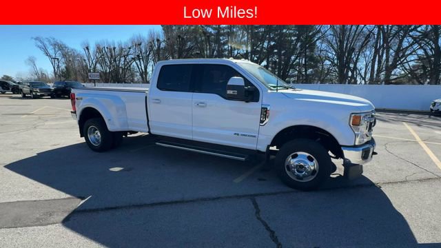 Used 2022 Ford F350 Lariat w/ Lariat Ultimate Package image 2