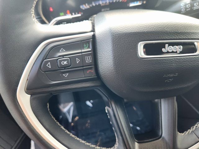Used 2024 Jeep Grand Cherokee L Laredo image 22