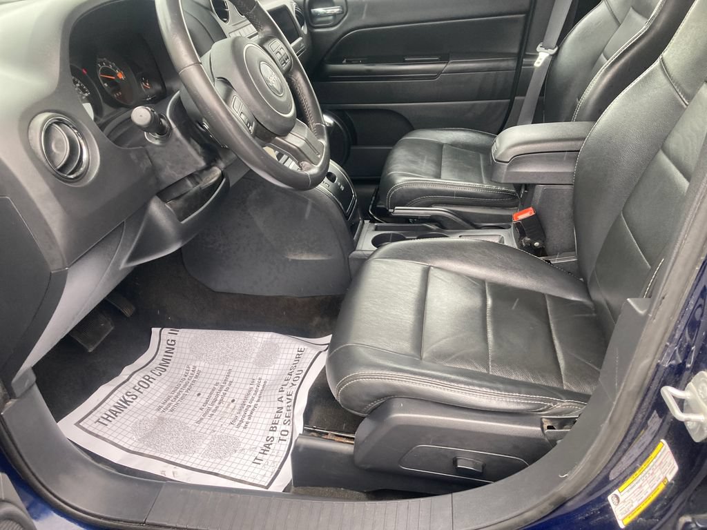 Used 2015 Jeep Patriot High Altitude AWD/4WD image 12