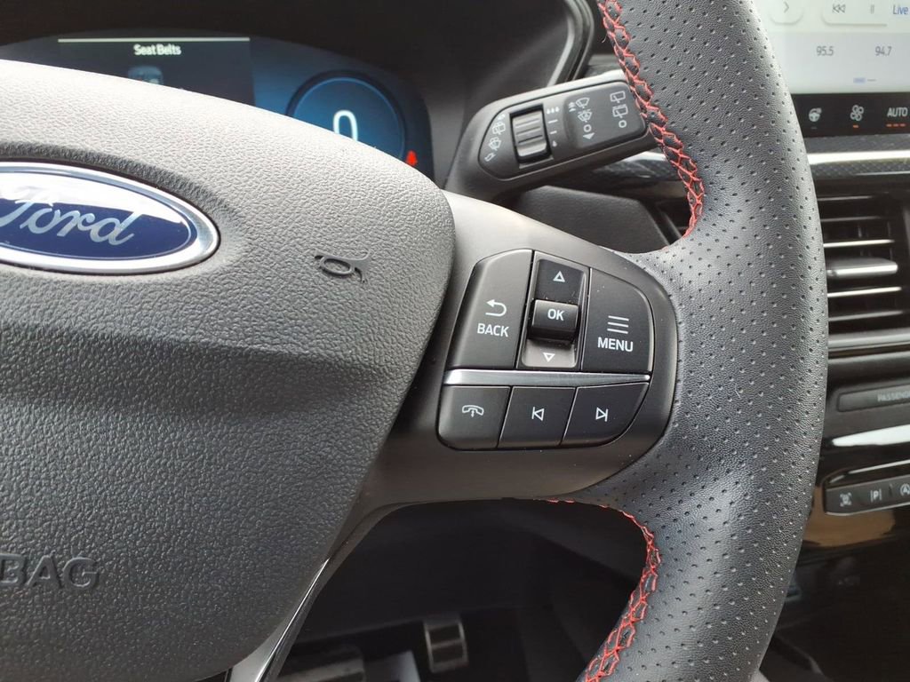 Certified 2023 Ford Escape ST-Line Elite AWD/4WD image 16