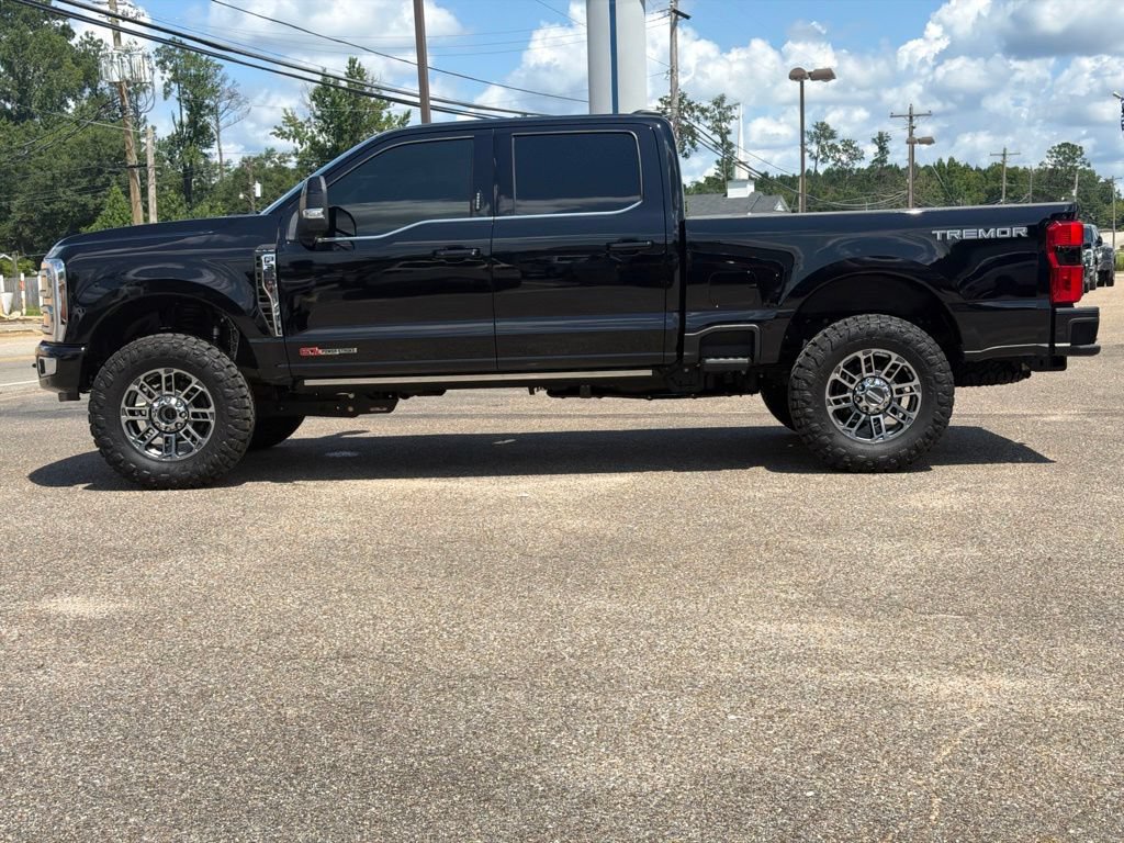 Used 2026 Ford F350 Platinum w/ Platinum Plus Package AWD/4WD image 8
