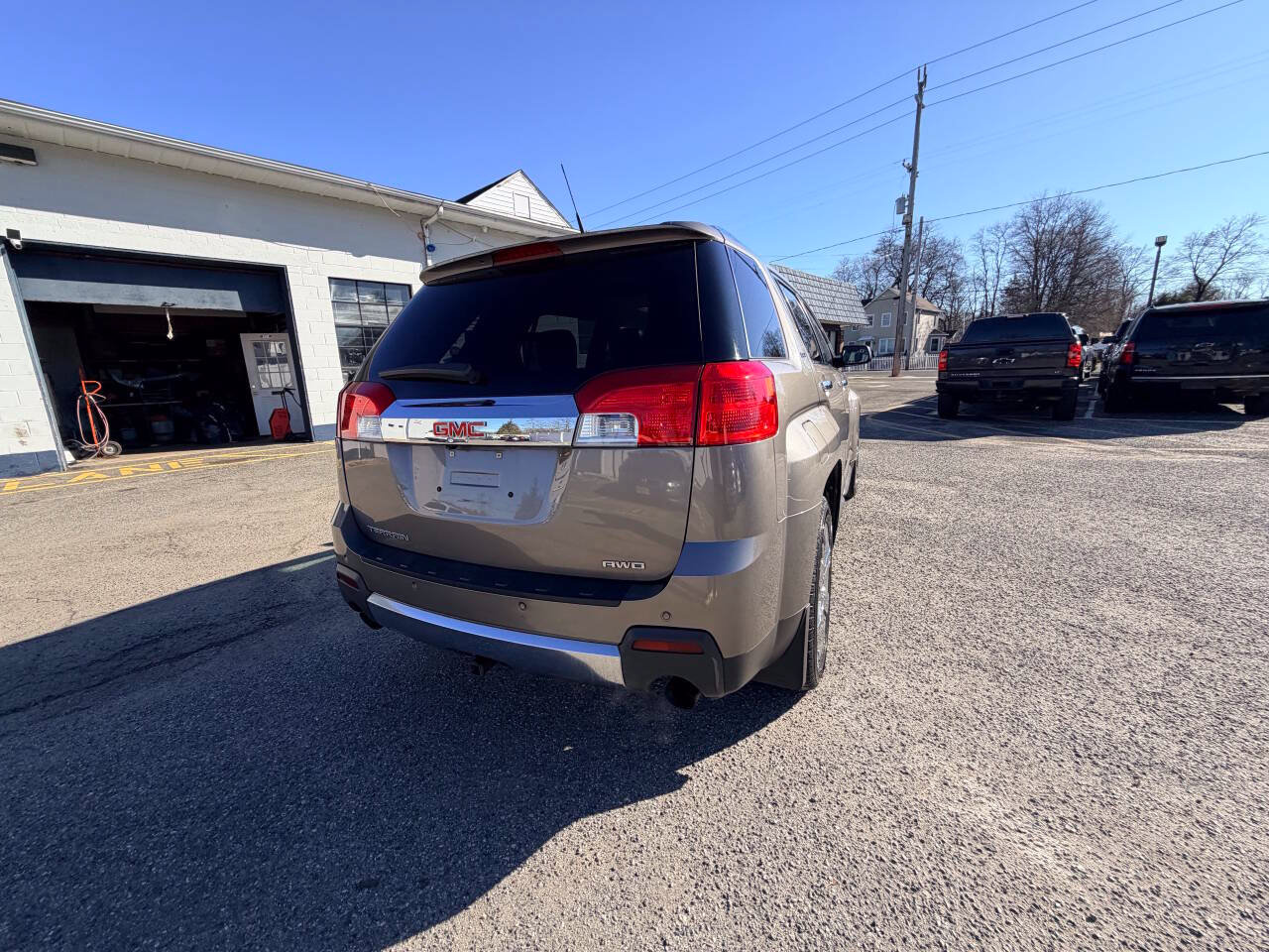 Used 2012 GMC Terrain SLT w/ Chrome and Technology Package AWD/4WD image 10