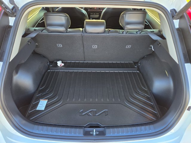 Used 2023 Kia Niro Wind w/ Wind Preserve Package FWD image 13