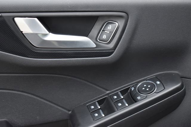 Used 2025 Ford Escape ST-Line image 12