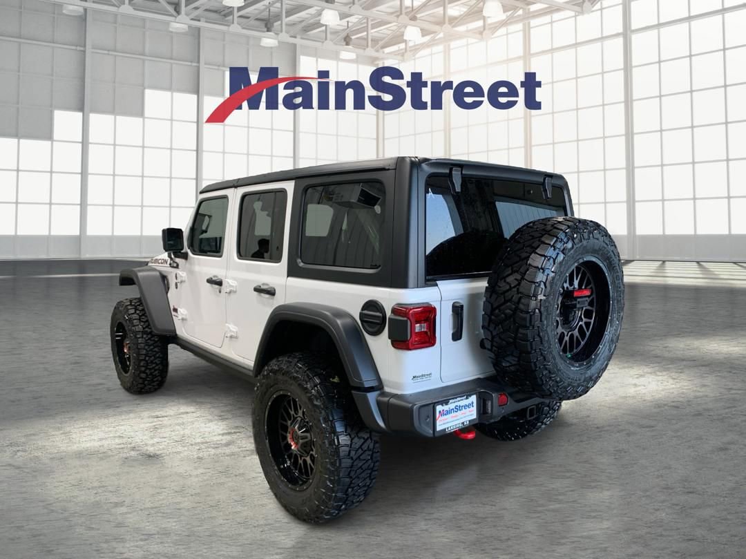 Used 2024 Jeep Wrangler Unlimited Rubicon w/ Technology Group image 3