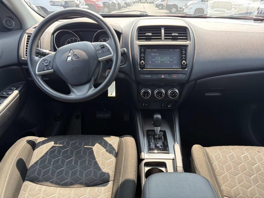 Used 2024 Mitsubishi Outlander Sport AWD image 17