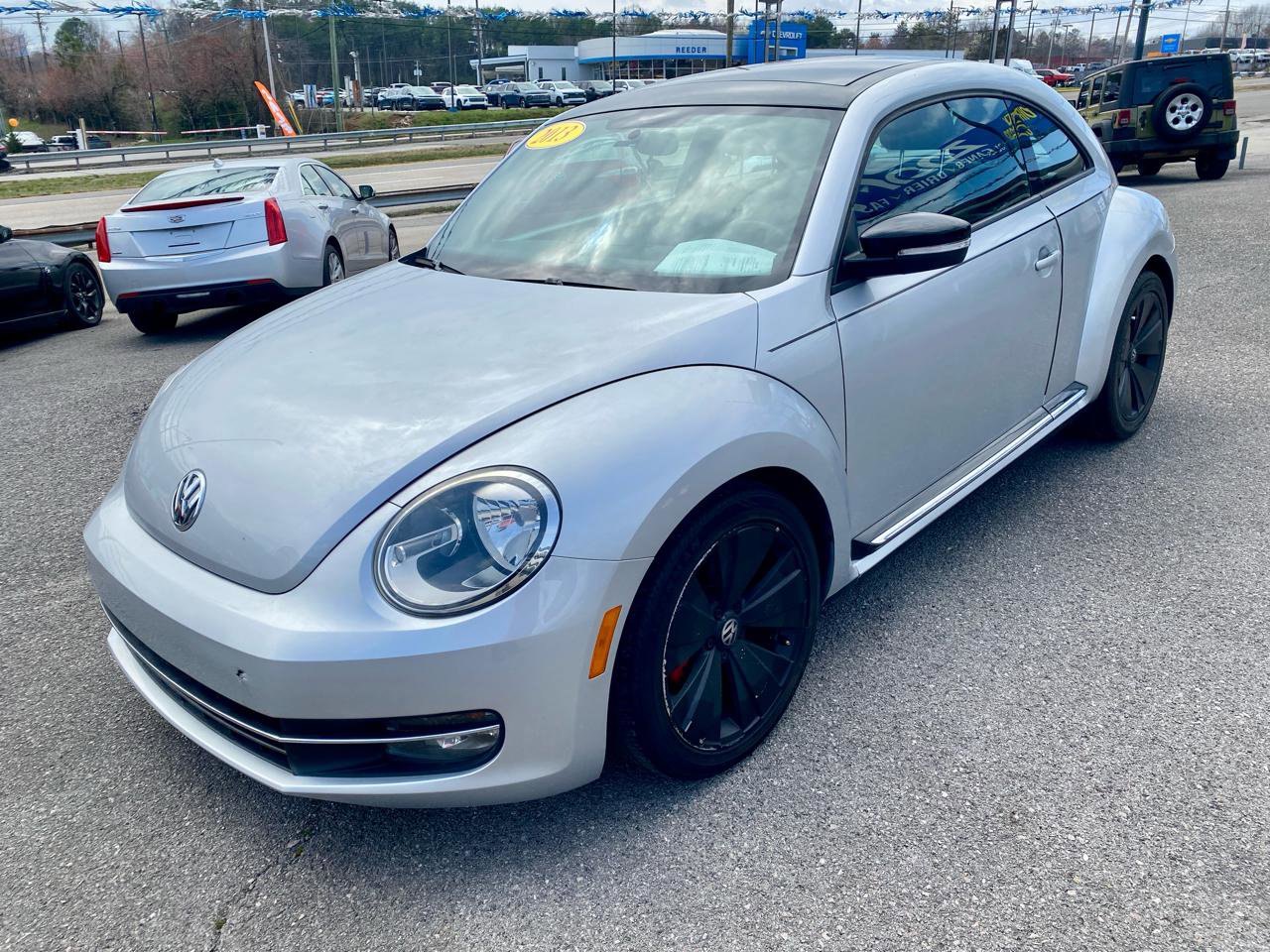 Used 2013 Volkswagen Beetle 2.0T FWD image 3