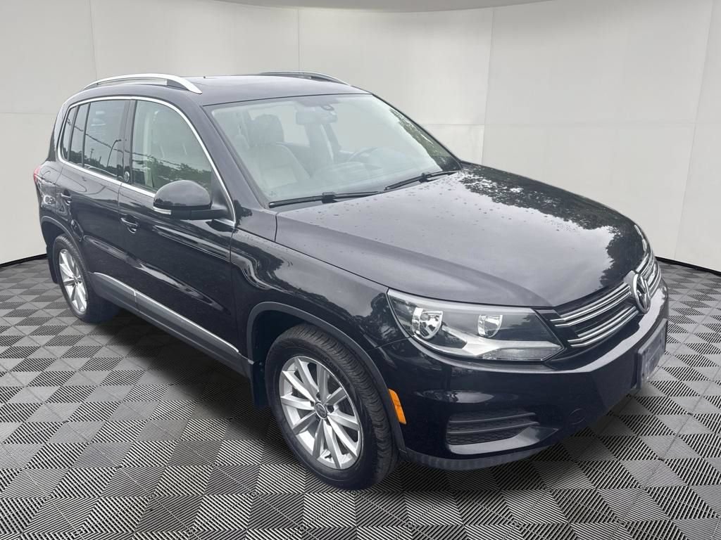 Used 2017 Volkswagen Tiguan Wolfsburg Edition AWD/4WD image 6