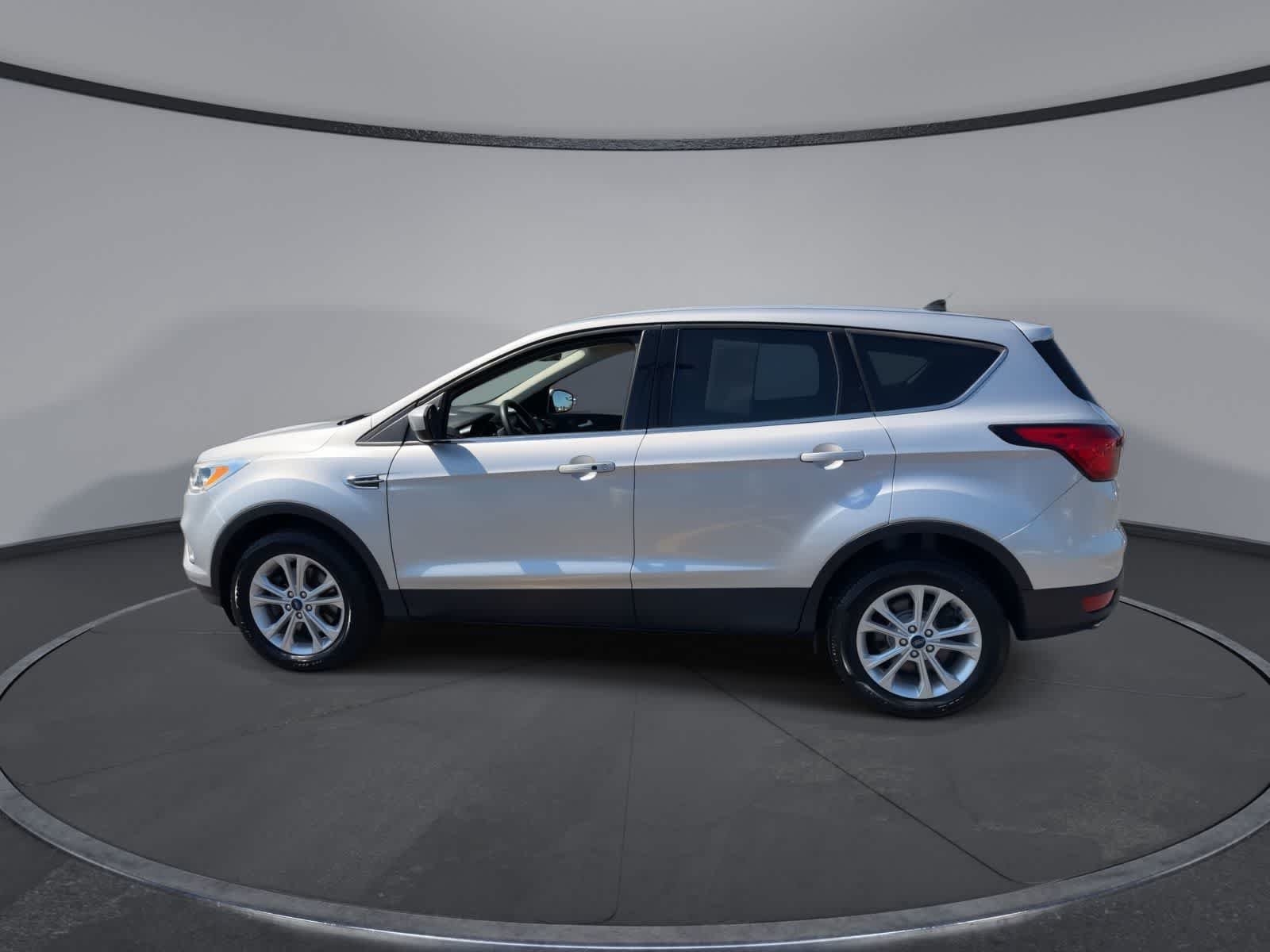 Used 2019 Ford Escape SE AWD/4WD image 5