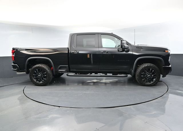 Used 2026 Chevrolet Silverado 2500 LT w/ Trail Boss Package image 6