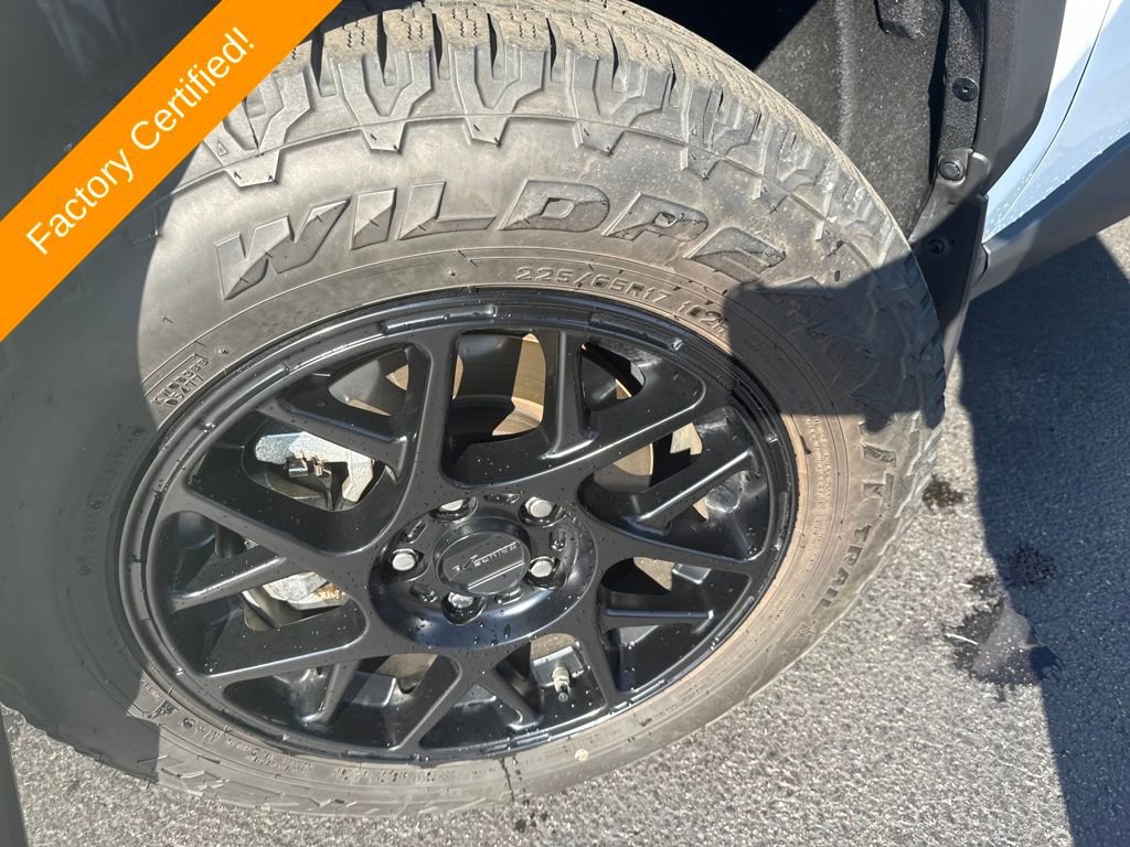 Used 2025 Toyota RAV4 XLE image 26