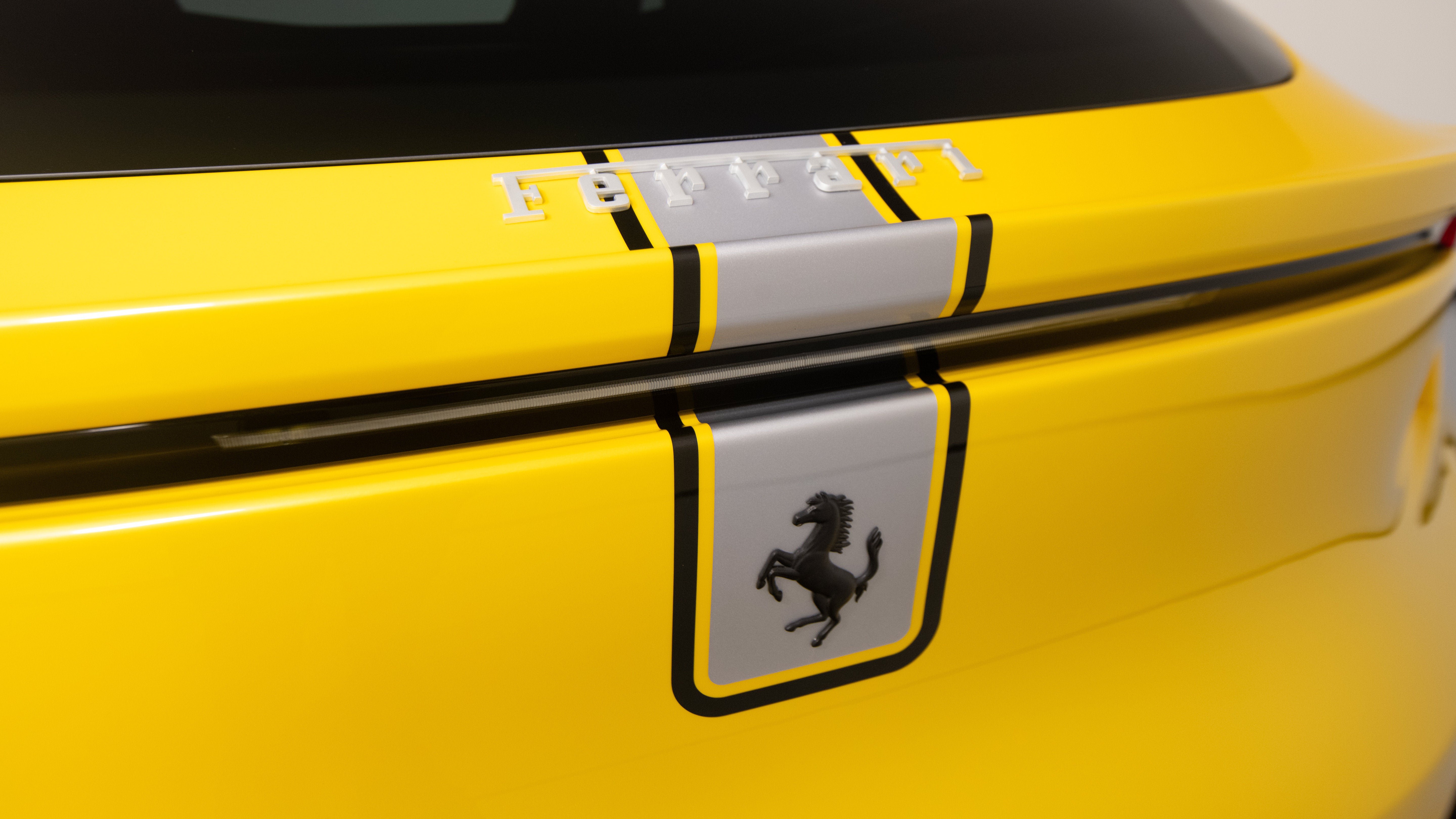 Certified 2025 Ferrari Purosangue AWD/4WD image 14
