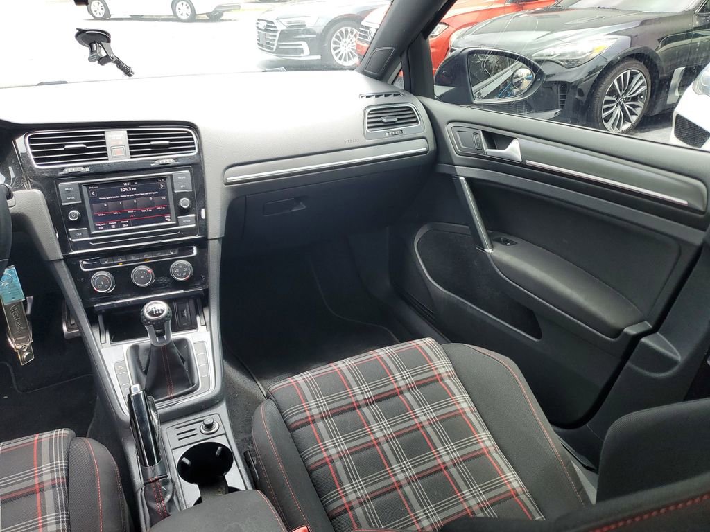 Used 2018 Volkswagen GTI S FWD image 17