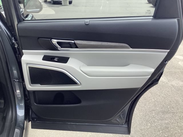 Used 2022 Kia Telluride EX w/ EX Premium Package FWD image 39