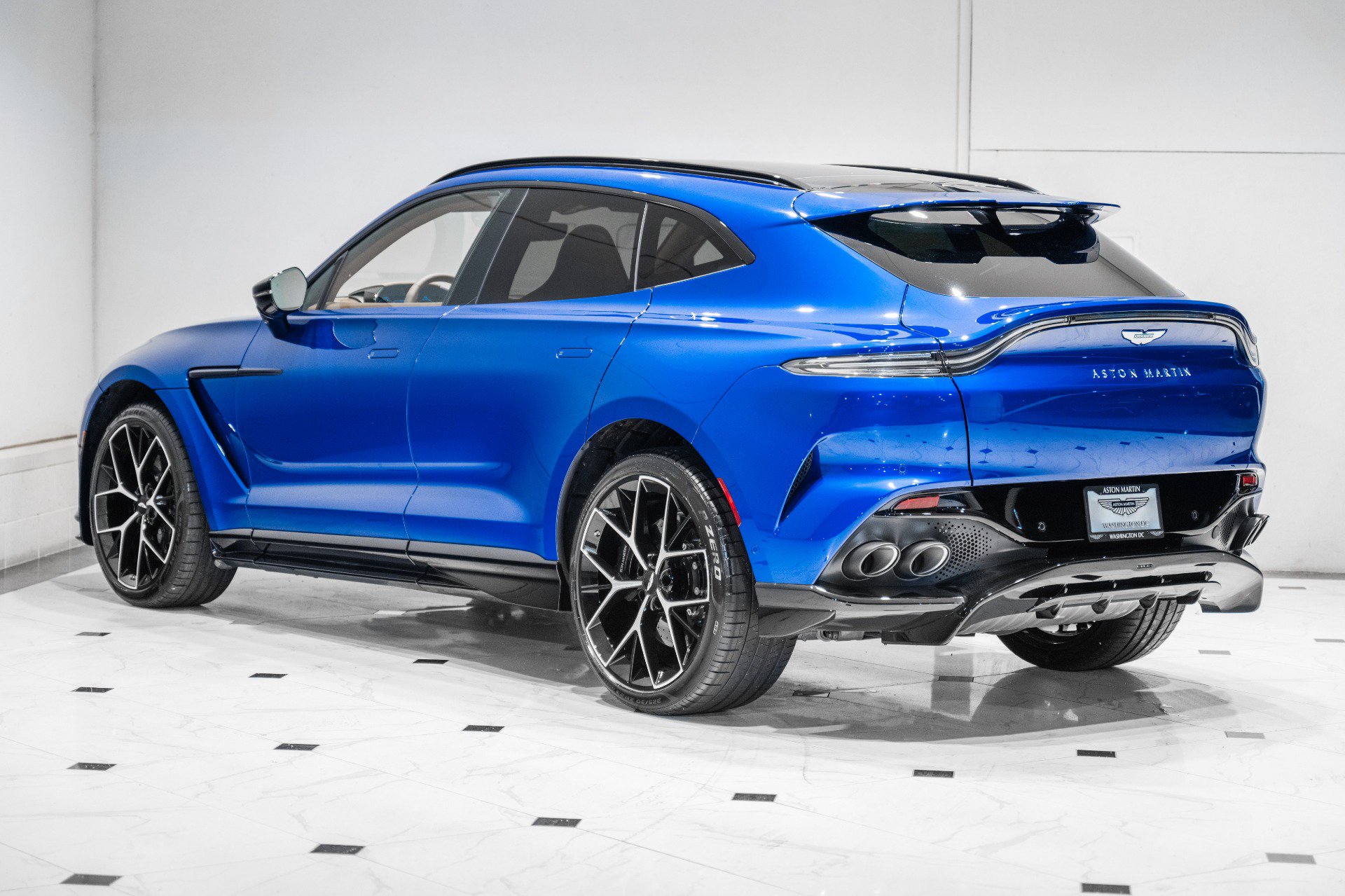 New 2026 Aston Martin DBX 707 AWD/4WD image 2