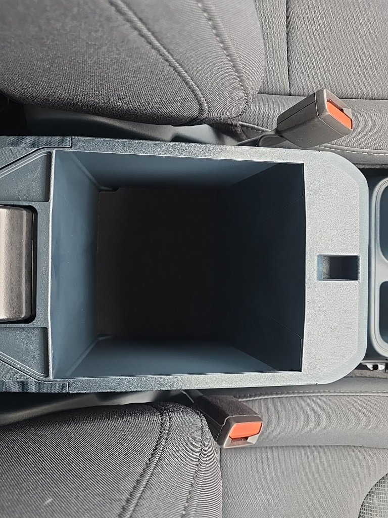 New 2025 Ford Maverick XL w/ Equipment Group 102A image 33