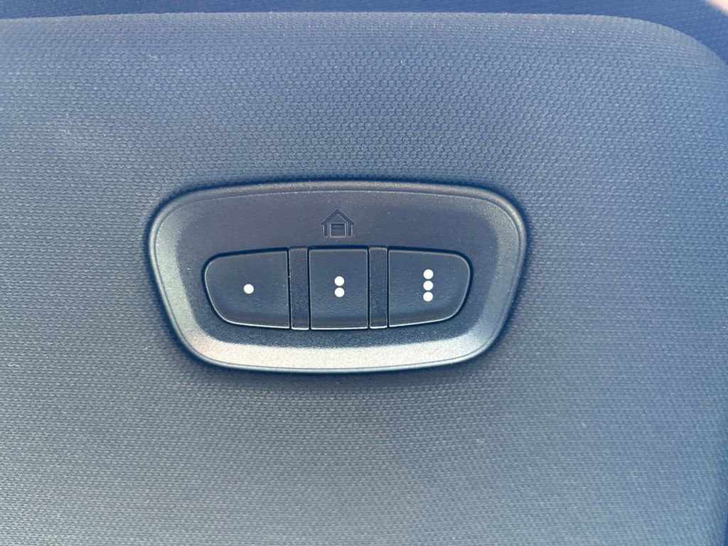 Used 2025 RAM 1500 Big Horn AWD/4WD image 31
